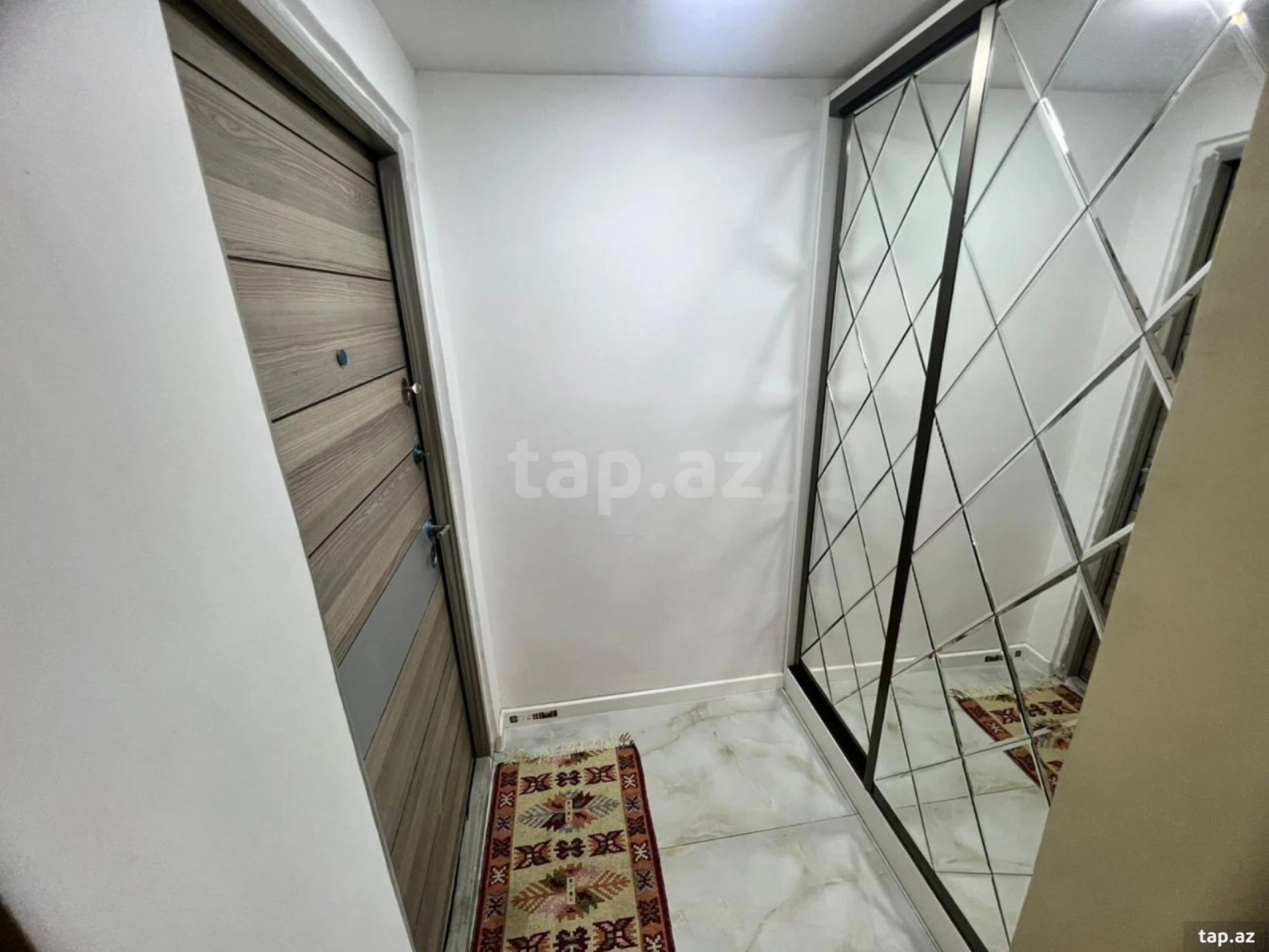 Kirayə verilir 2 otaqlı yeni tikili 80 m²