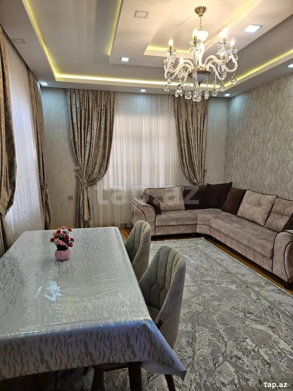 Satılır 4 otaqlı həyət evi 400 m²