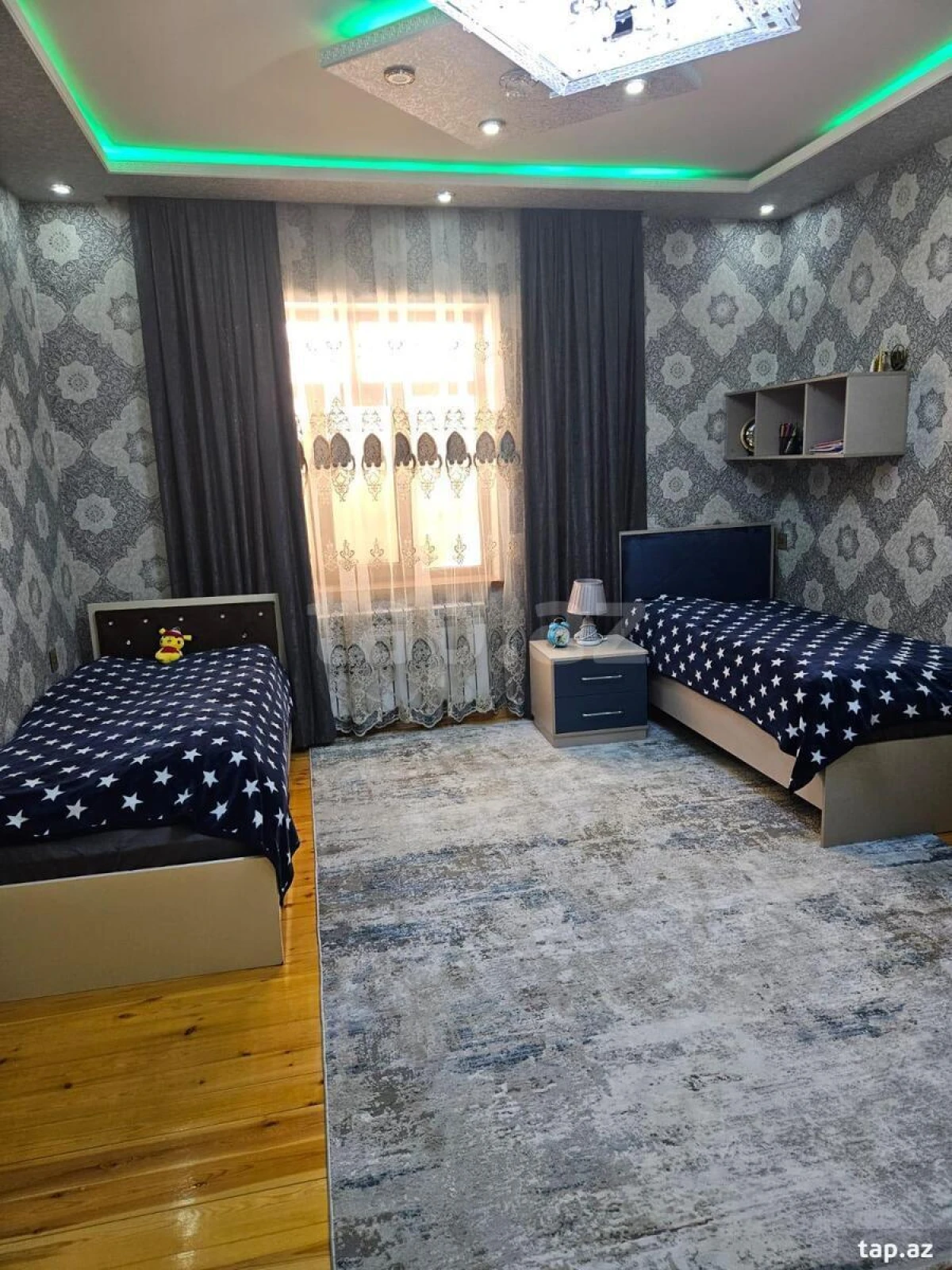 Satılır 4 otaqlı həyət evi 400 m²