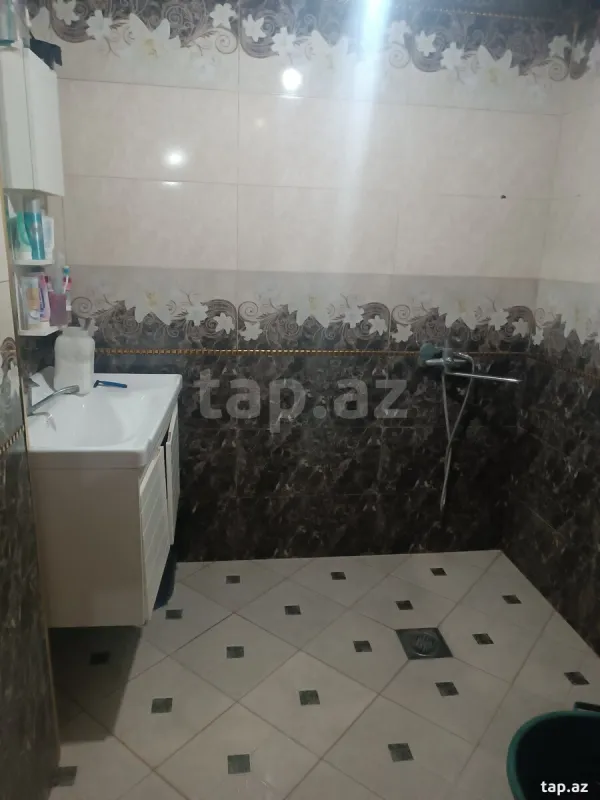 Satılır 3 otaqlı mənzil 75 m²