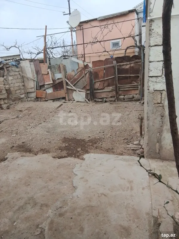 Satılır 2 otaqlı həyət evi 55 m²