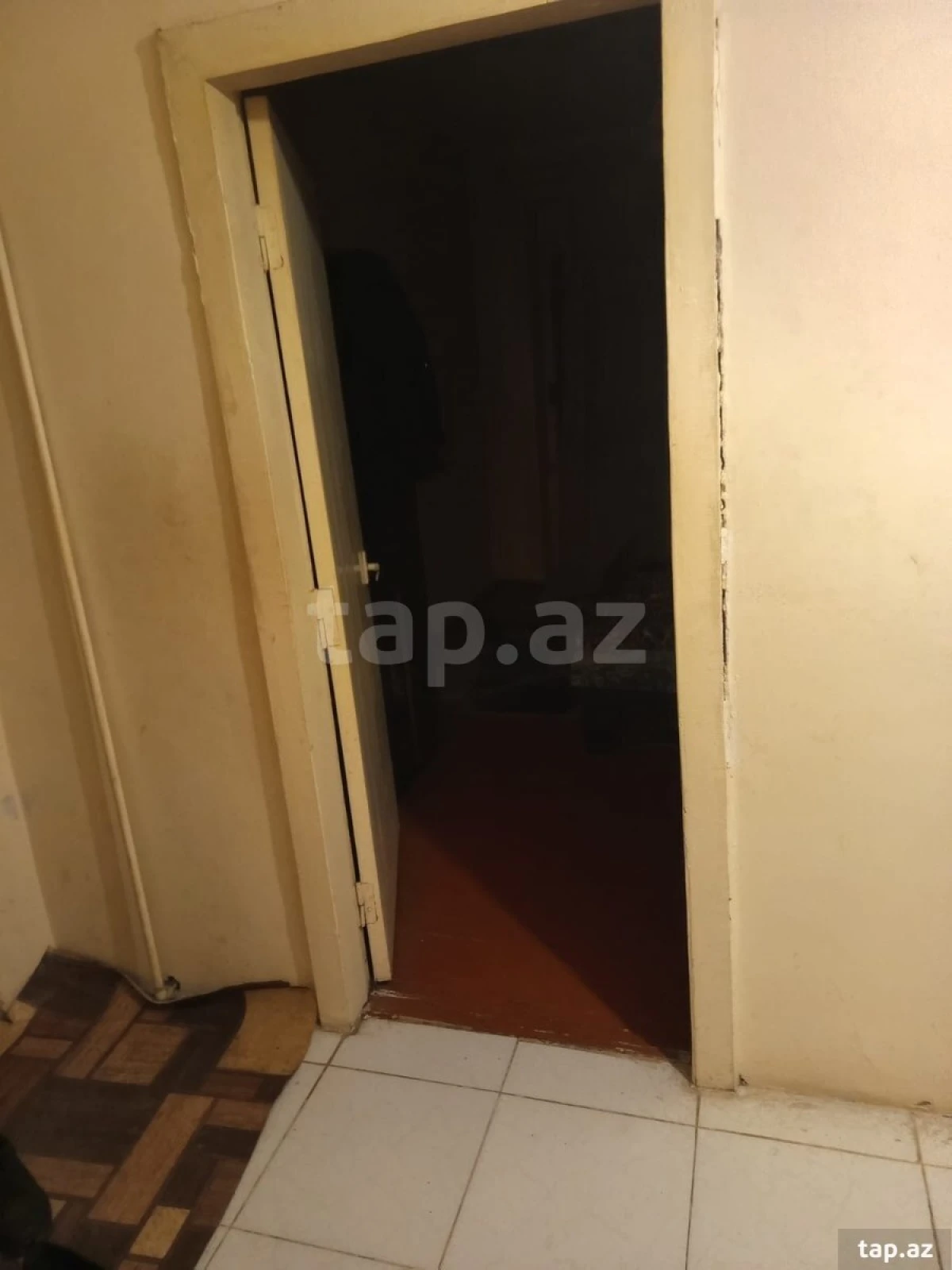 Satılır 4 otaqlı mənzil 82 m²