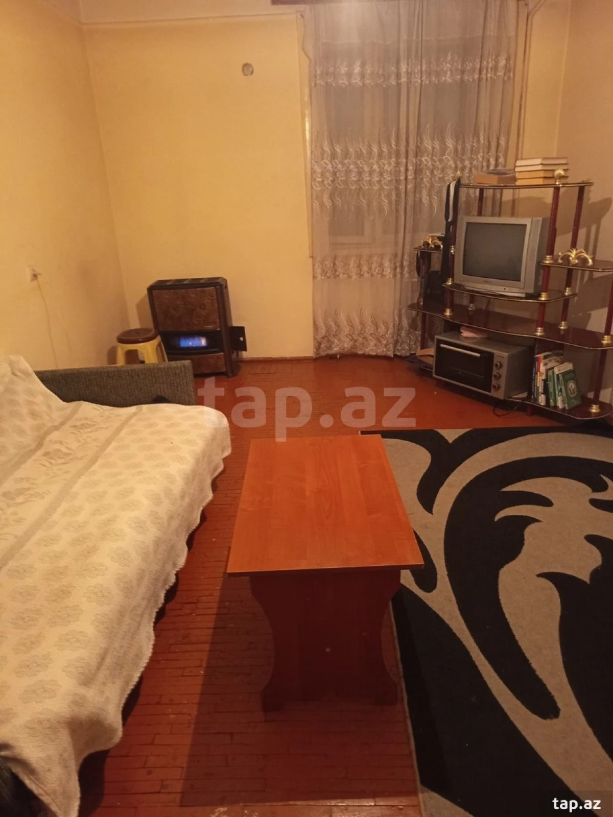 Satılır 4 otaqlı mənzil 82 m²