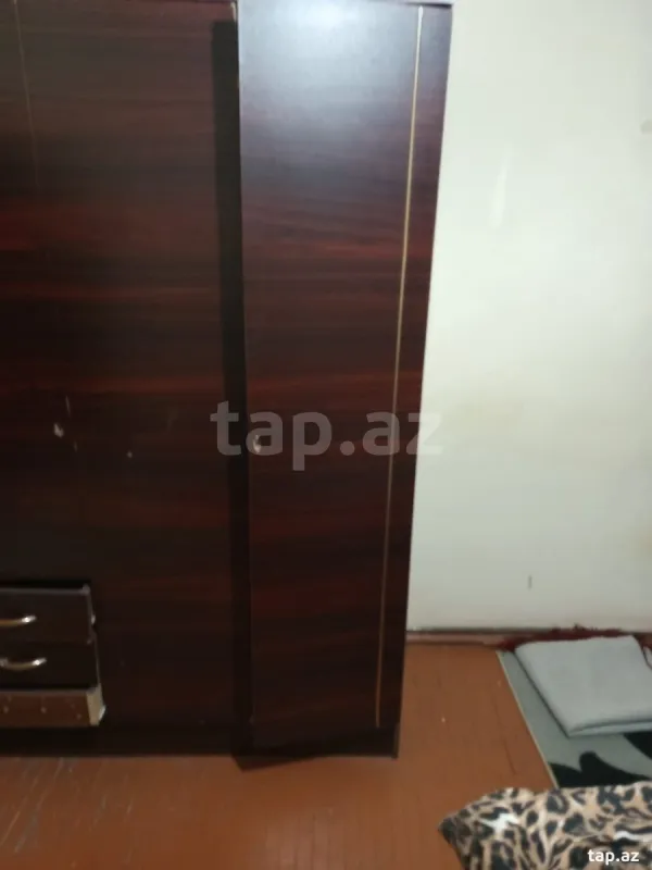 Satılır 4 otaqlı mənzil 82 m²