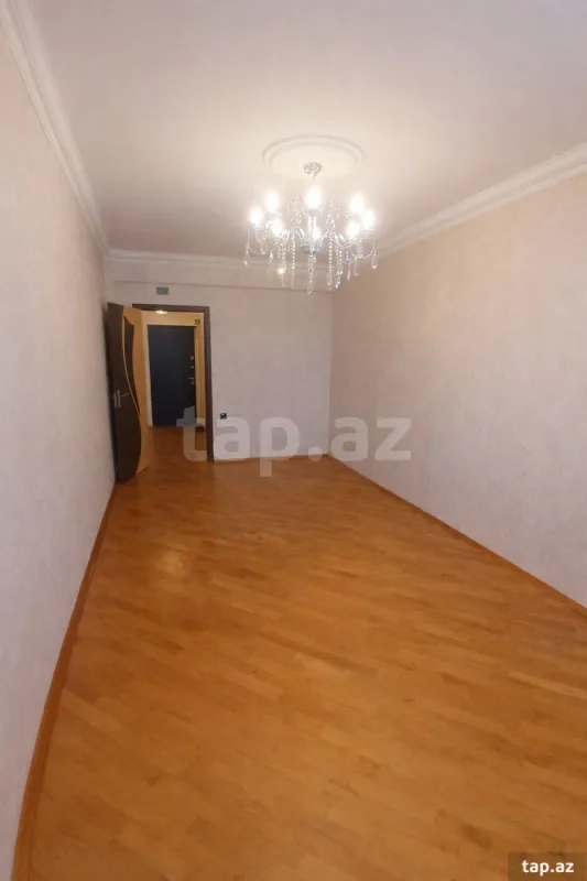 Satılır 2 otaqlı yeni tikili 62 m²