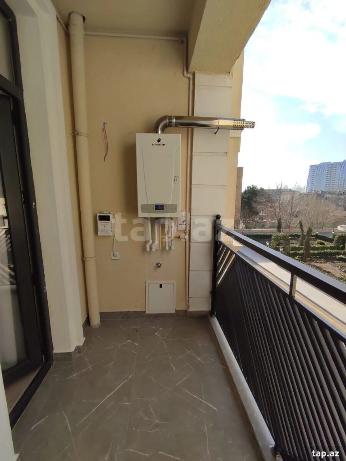 Kirayə verilir 2 otaqlı yeni tikili 60 m²