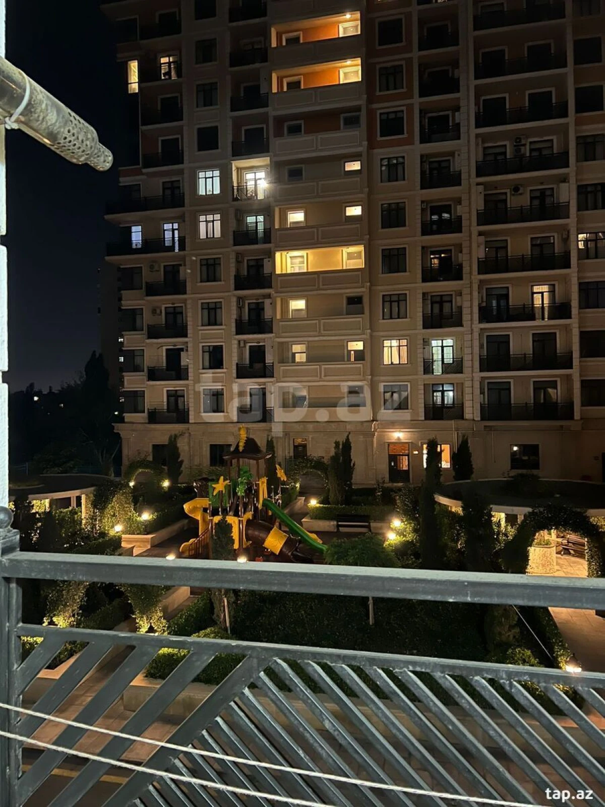 Kirayə verilir 2 otaqlı yeni tikili 60 m²