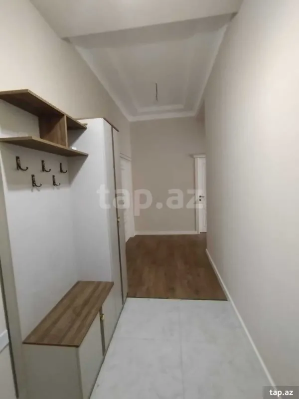 Satılır 3 otaqlı yeni tikili 82.2 m²