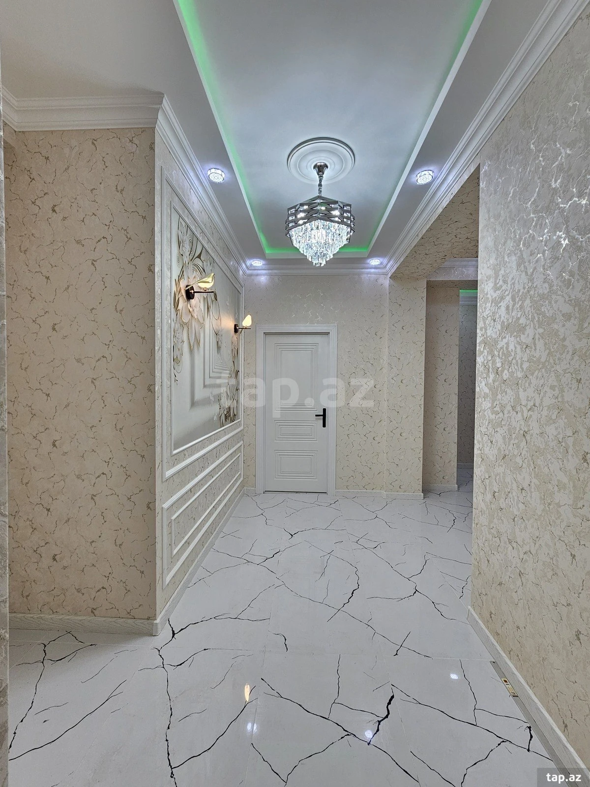 Satılır 3 otaqlı yeni tikili 97 m²