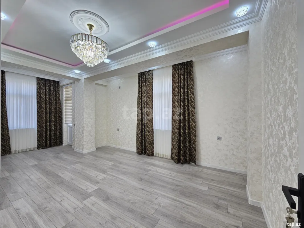 Satılır 3 otaqlı yeni tikili 97 m²