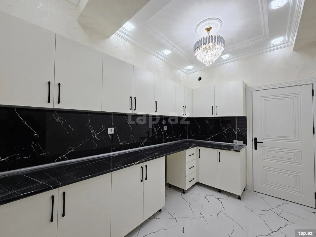 Satılır 3 otaqlı yeni tikili 97 m²