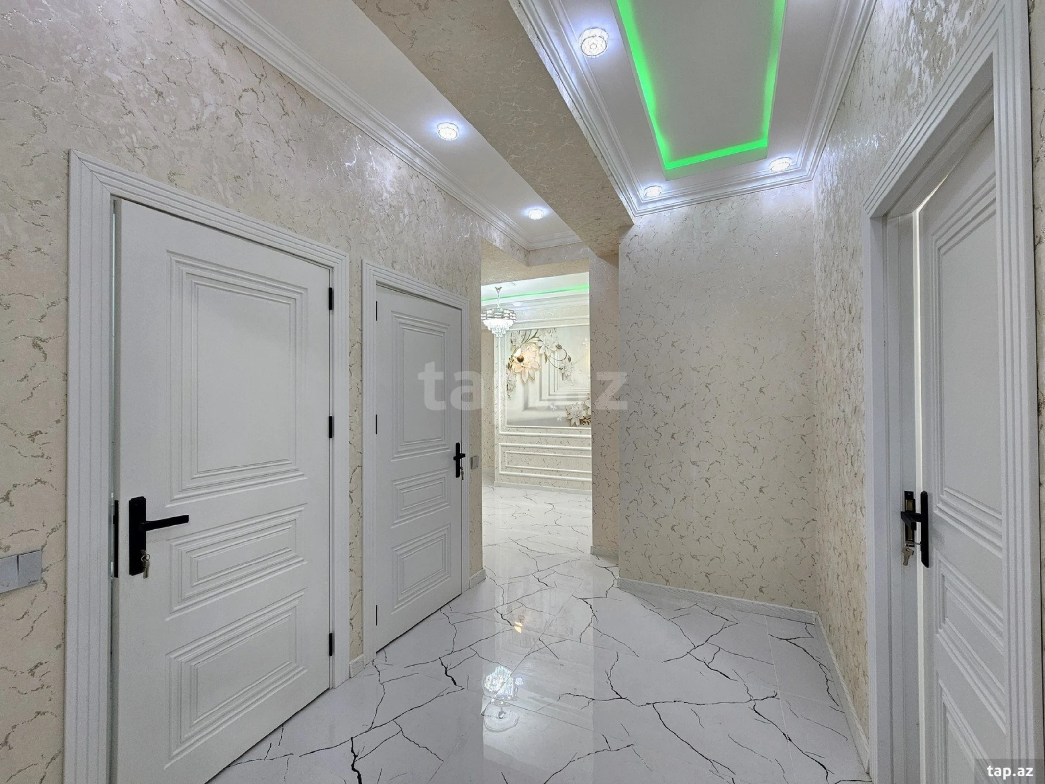 Satılır 3 otaqlı yeni tikili 97 m²