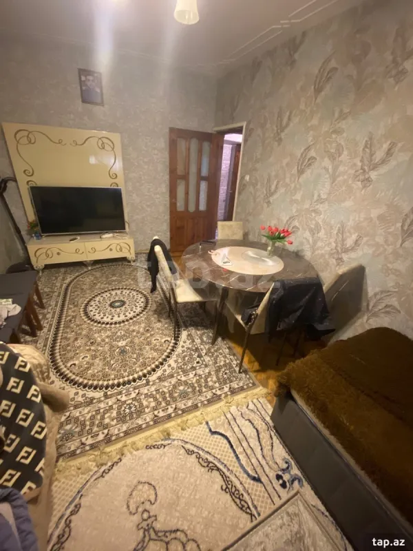 Satılır 2 otaqlı mənzil 55 m²