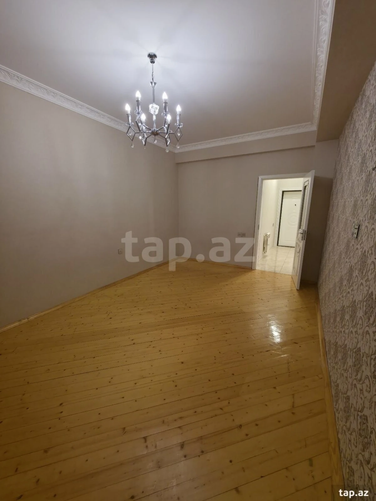 Satılır 3 otaqlı yeni tikili 100 m²