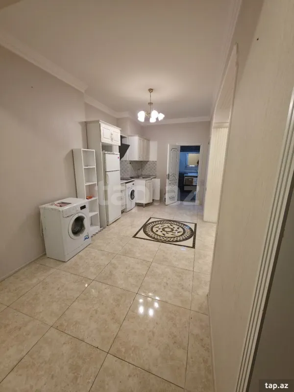 Satılır 3 otaqlı yeni tikili 100 m²