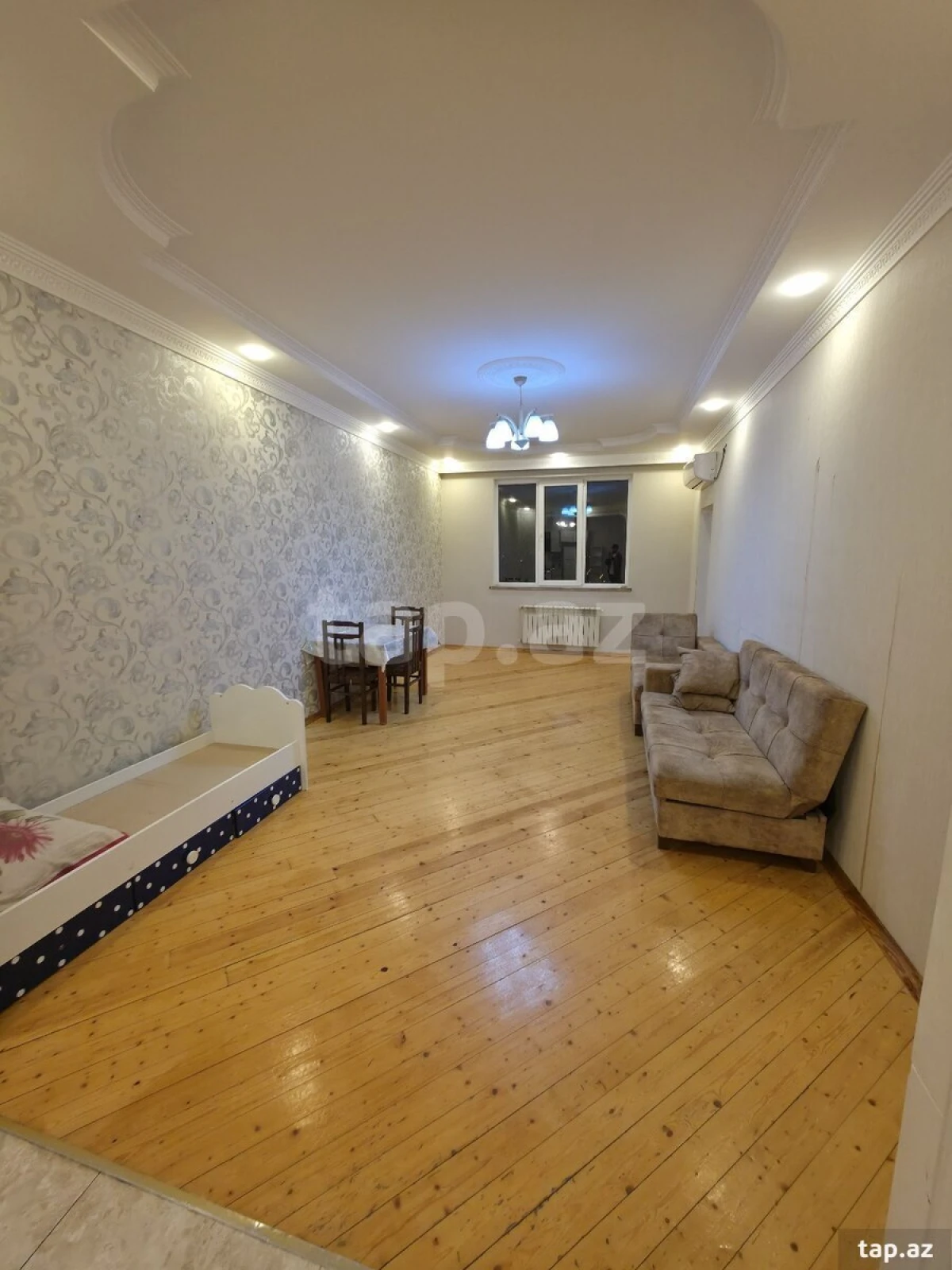 Satılır 3 otaqlı yeni tikili 100 m²