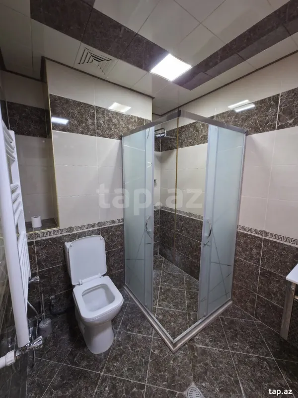 Satılır 3 otaqlı yeni tikili 100 m²