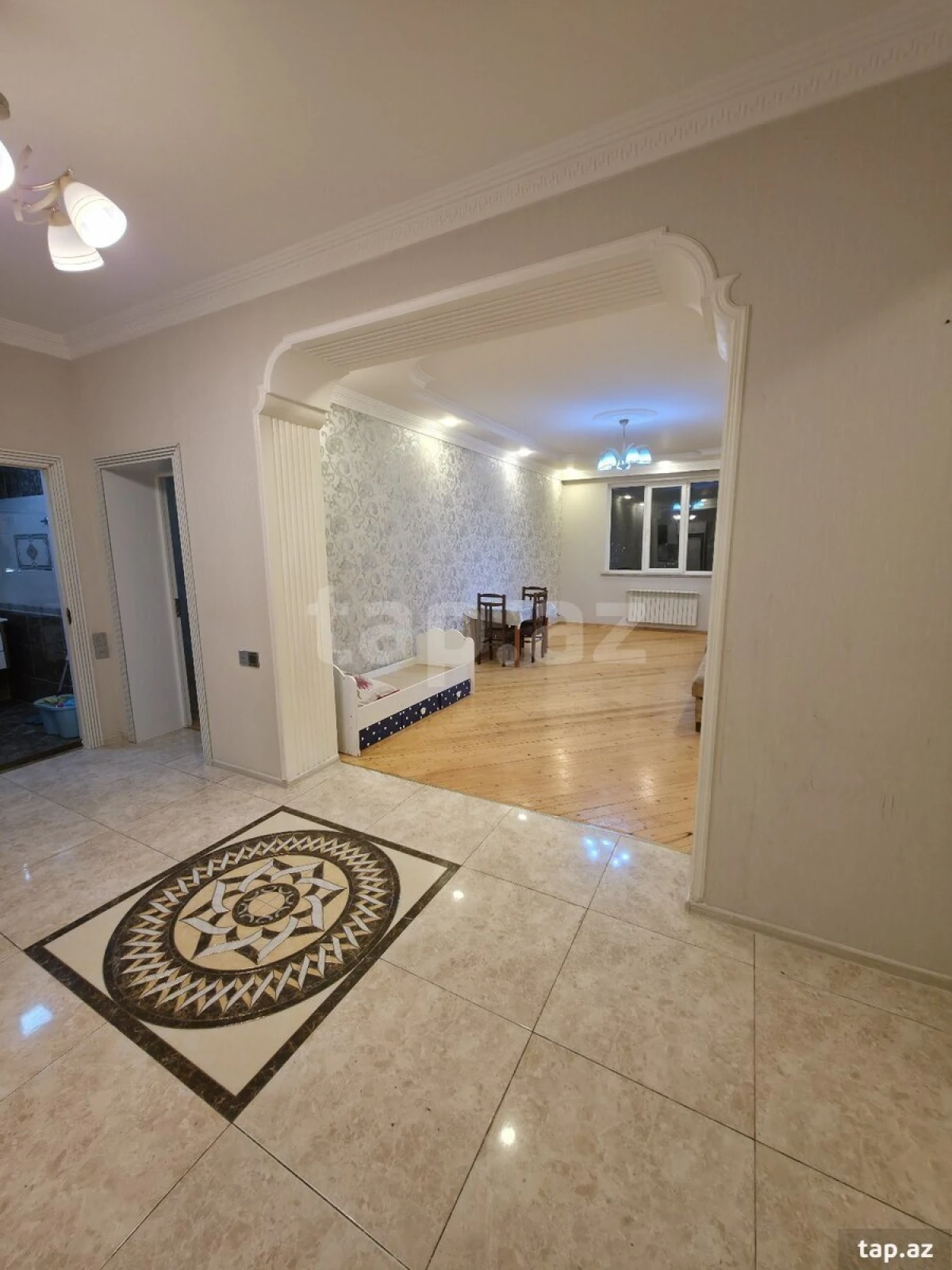 Satılır 3 otaqlı yeni tikili 100 m²