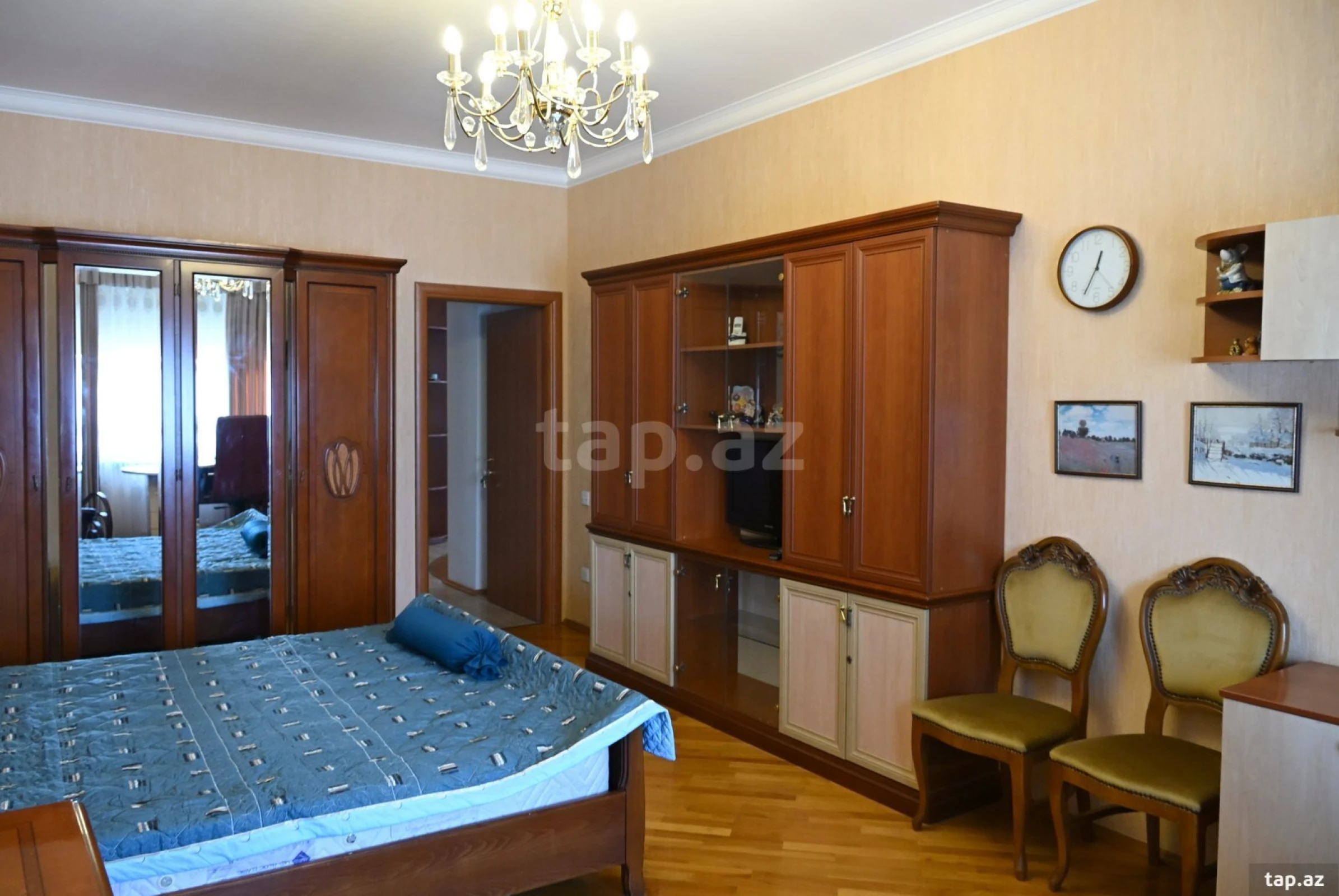 Kirayə verilir 4 otaqlı mənzil 200 m²