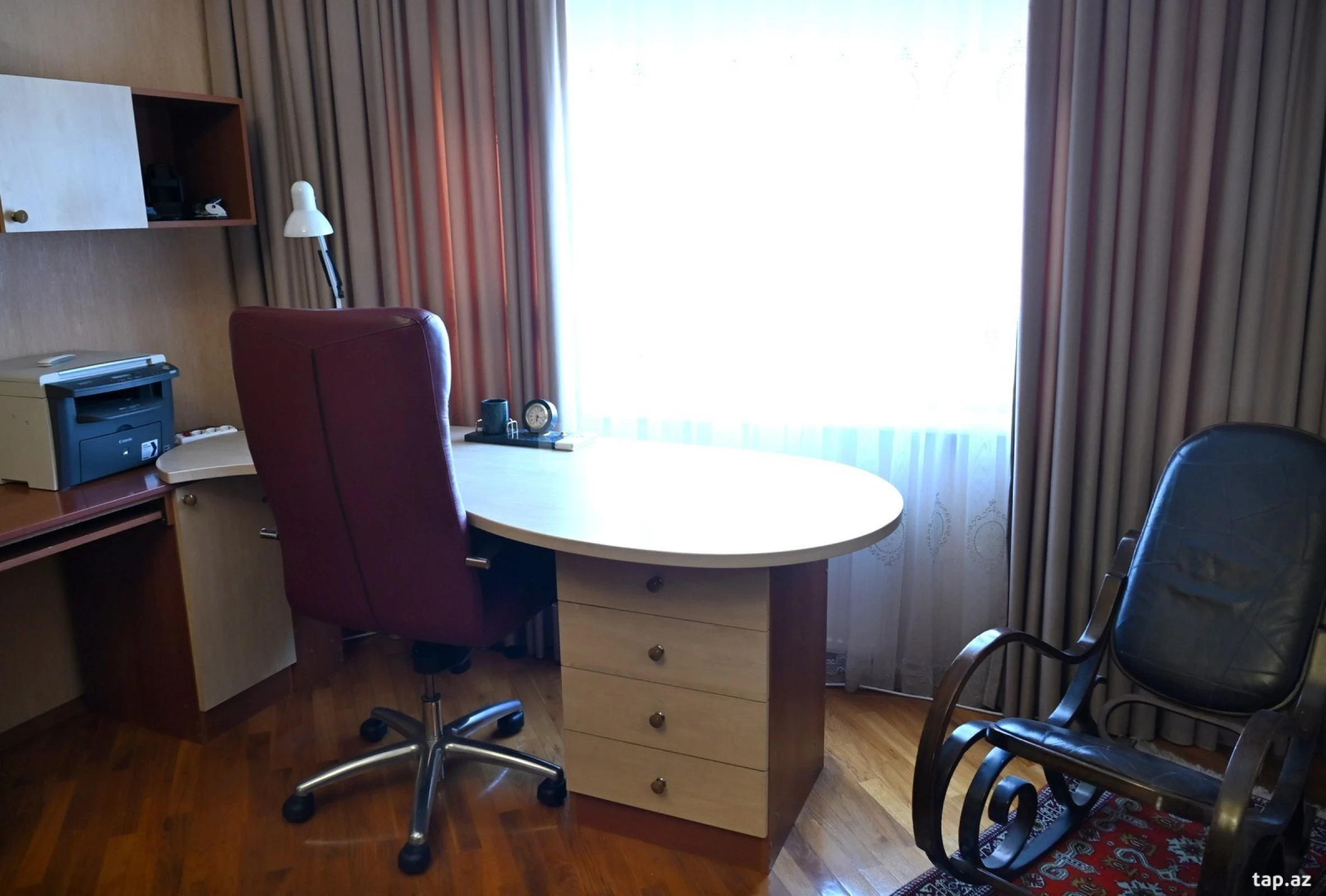 Kirayə verilir 4 otaqlı mənzil 200 m²