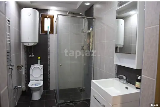 Satılır 6 otaqlı həyət evi 140 m²