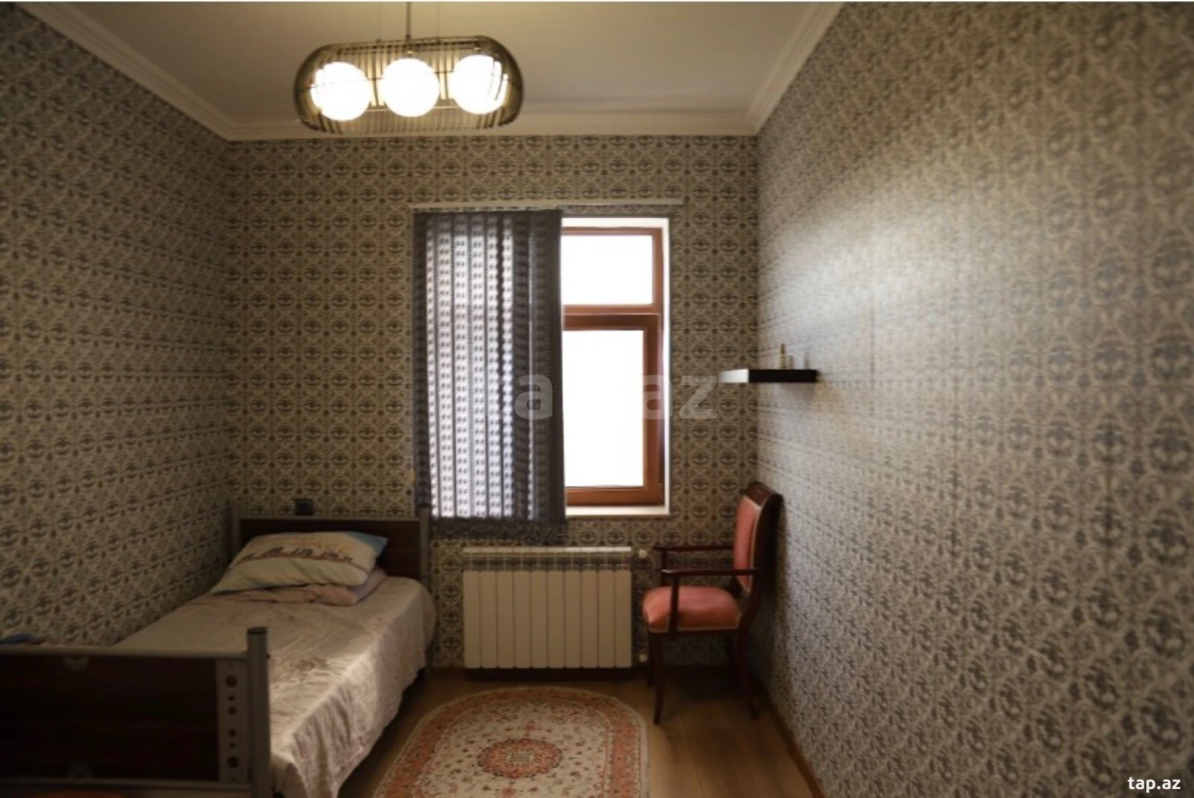 Satılır 6 otaqlı həyət evi 140 m²