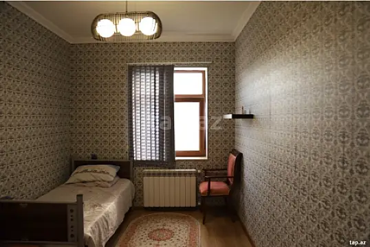 Satılır 6 otaqlı həyət evi 140 m²