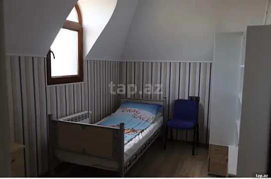 Satılır 6 otaqlı həyət evi 140 m²