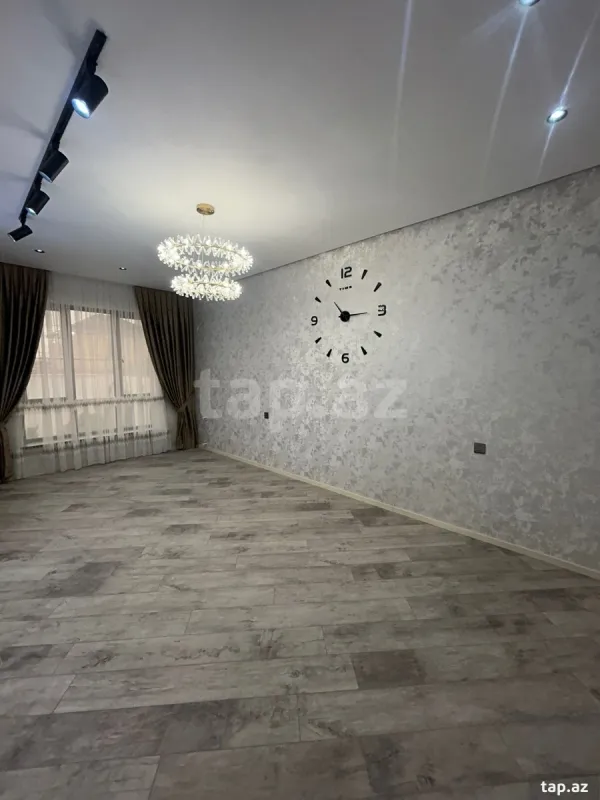 Satılır 4 otaqlı həyət evi 250 m²