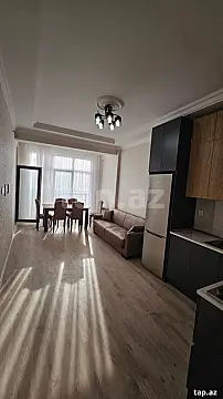 Kirayə verilir 2 otaqlı yeni tikili 50 m²