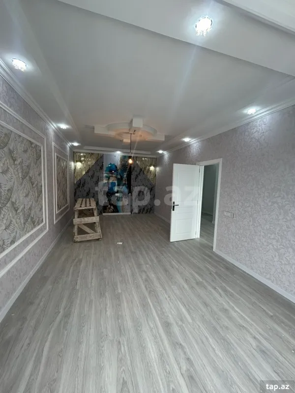 Satılır 3 otaqlı həyət evi 200 m²