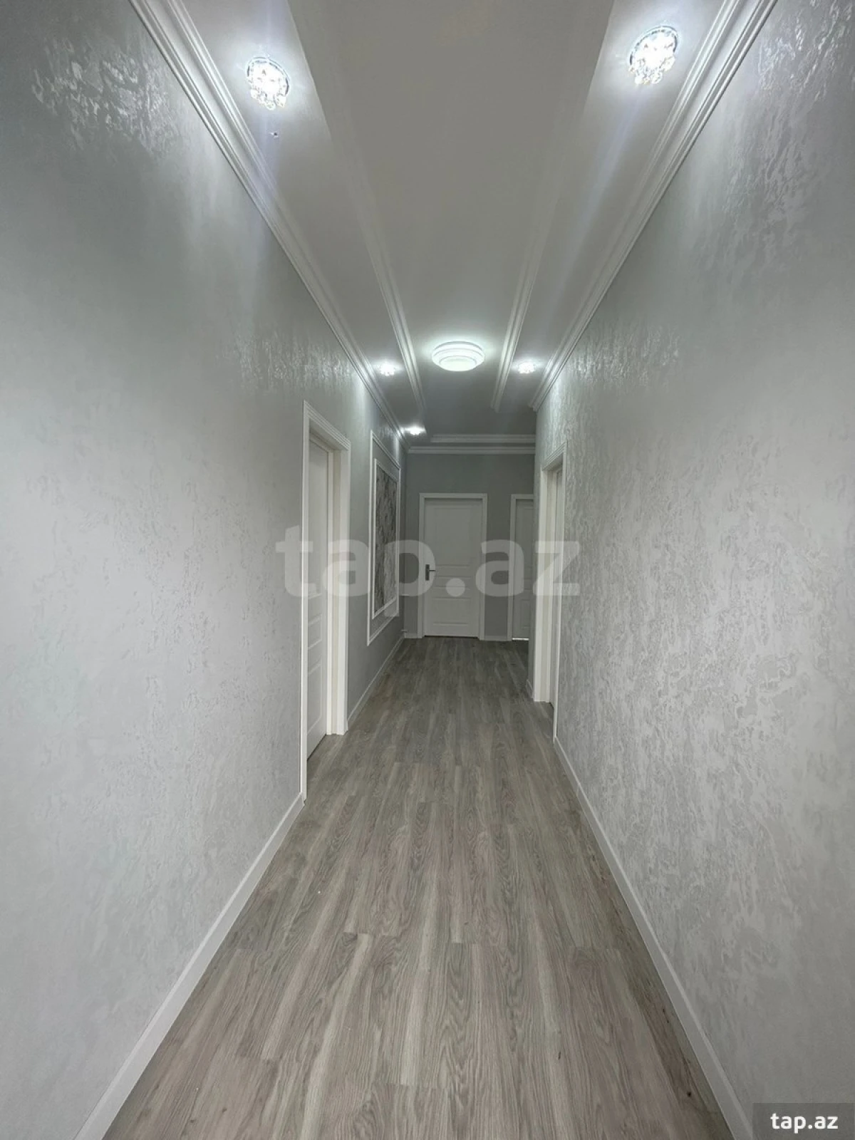 Satılır 3 otaqlı həyət evi 200 m²
