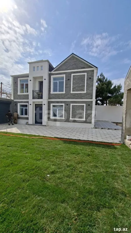 Satılır 5 otaqlı həyət evi 150 m²