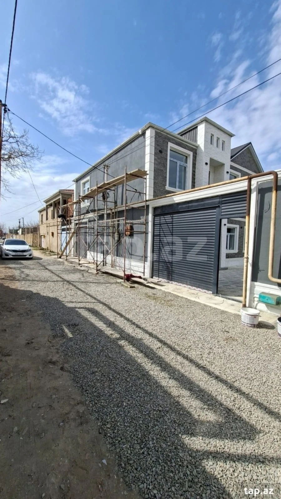 Satılır 5 otaqlı həyət evi 150 m²