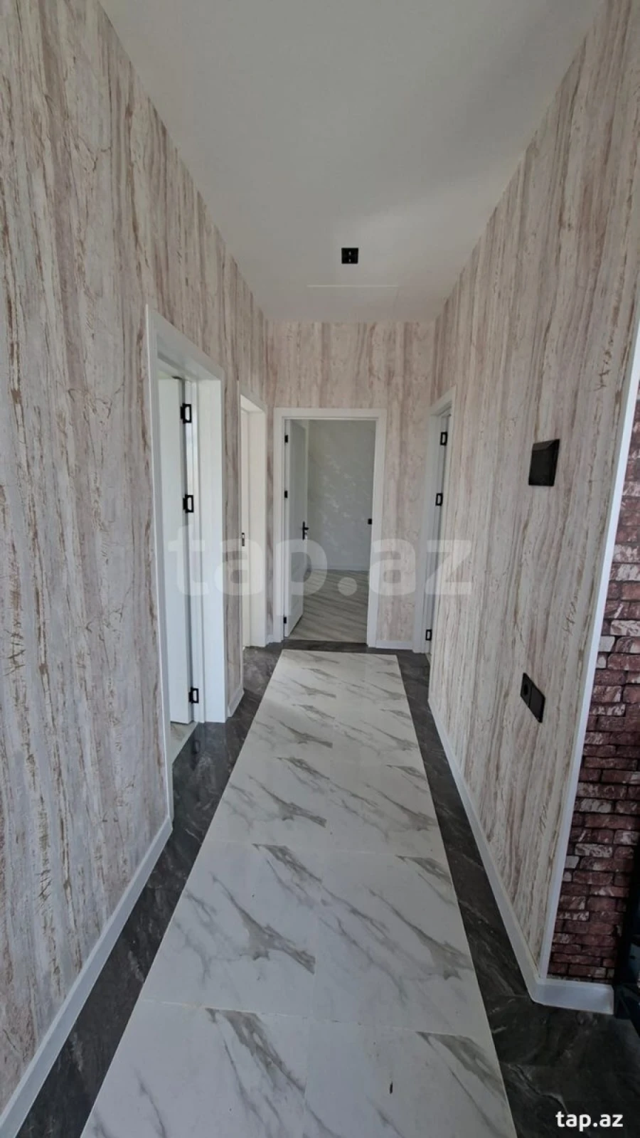 Satılır 5 otaqlı həyət evi 150 m²