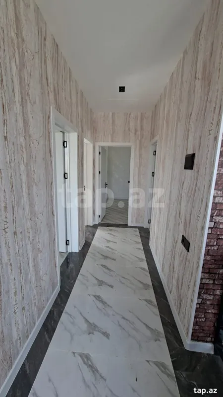Satılır 5 otaqlı həyət evi 150 m²