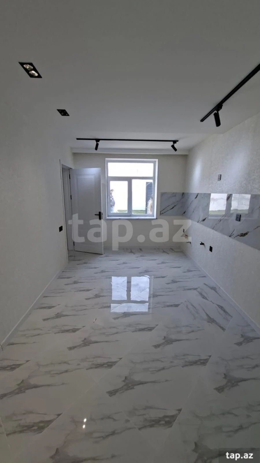 Satılır 5 otaqlı həyət evi 150 m²