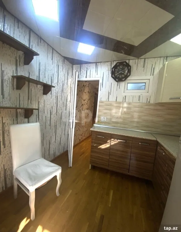 Kirayə verilir 3 otaqlı yeni tikili 90 m²