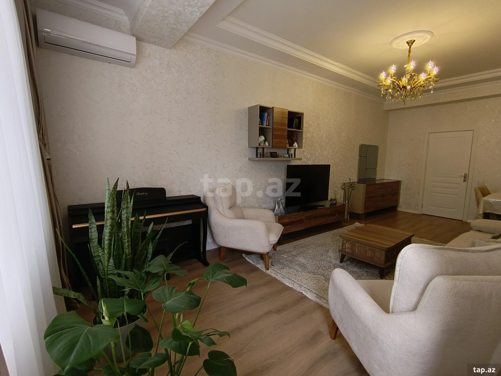 Kirayə verilir 3 otaqlı yeni tikili 90 m²