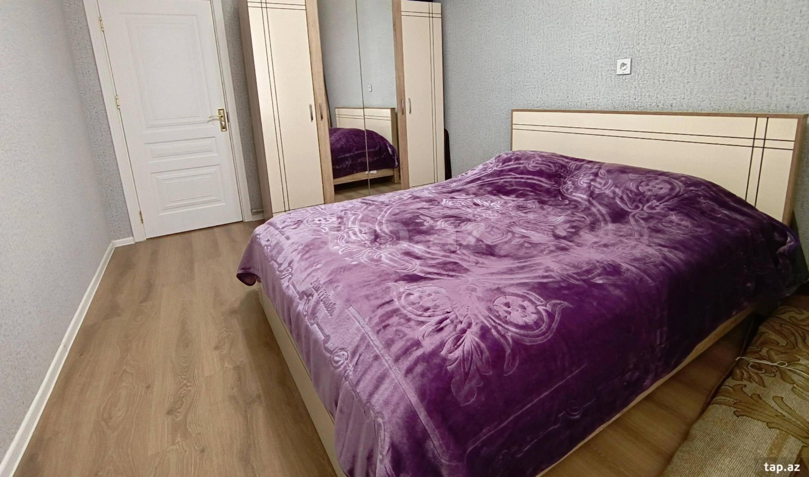 Kirayə verilir 3 otaqlı yeni tikili 90 m²