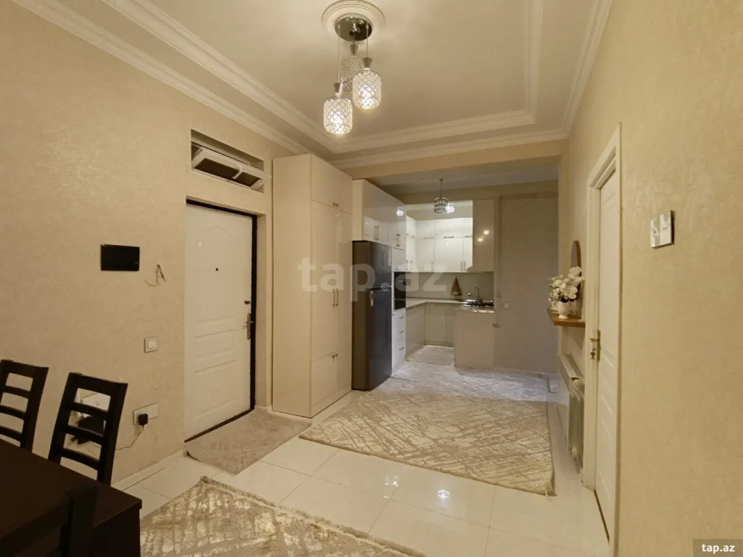 Kirayə verilir 3 otaqlı yeni tikili 90 m²