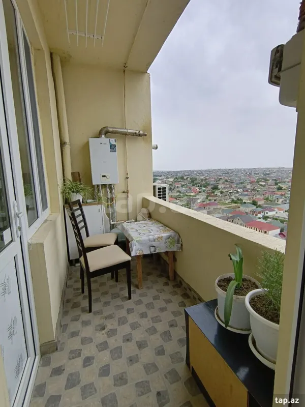 Kirayə verilir 3 otaqlı yeni tikili 90 m²