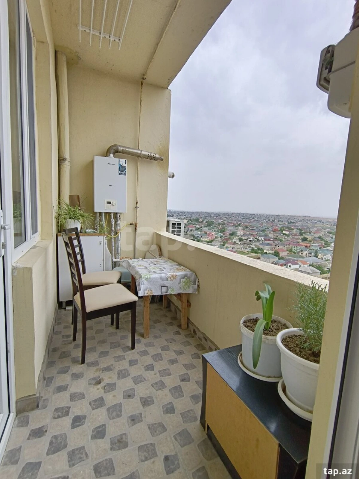 Kirayə verilir 3 otaqlı yeni tikili 90 m²