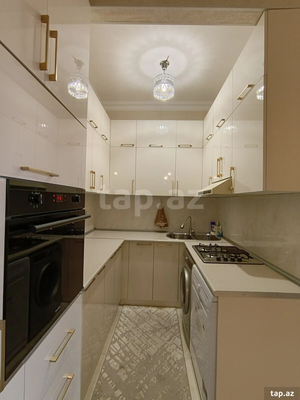 Kirayə verilir 3 otaqlı yeni tikili 90 m²