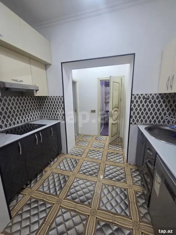 Kirayə verilir 2 otaqlı mənzil 70 m²