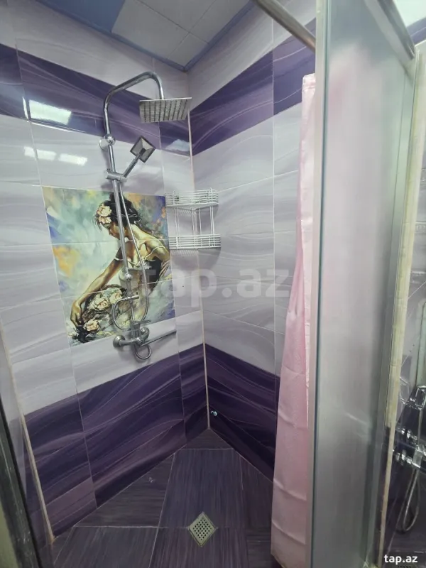 Kirayə verilir 2 otaqlı mənzil 70 m²