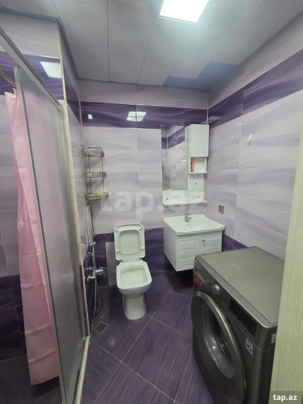 Kirayə verilir 2 otaqlı mənzil 70 m²