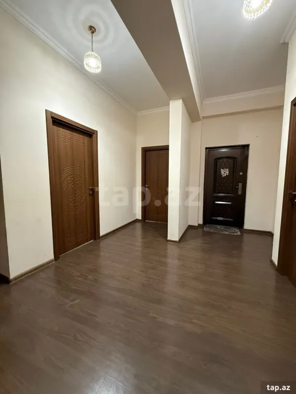 Satılır 4 otaqlı yeni tikili 115 m²