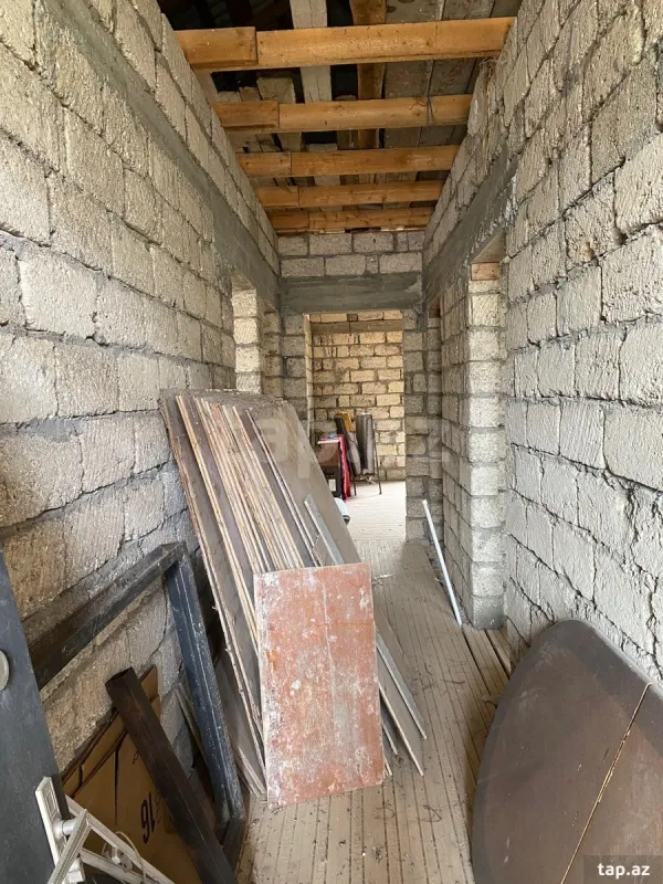 Satılır 3 otaqlı həyət evi 100 m²