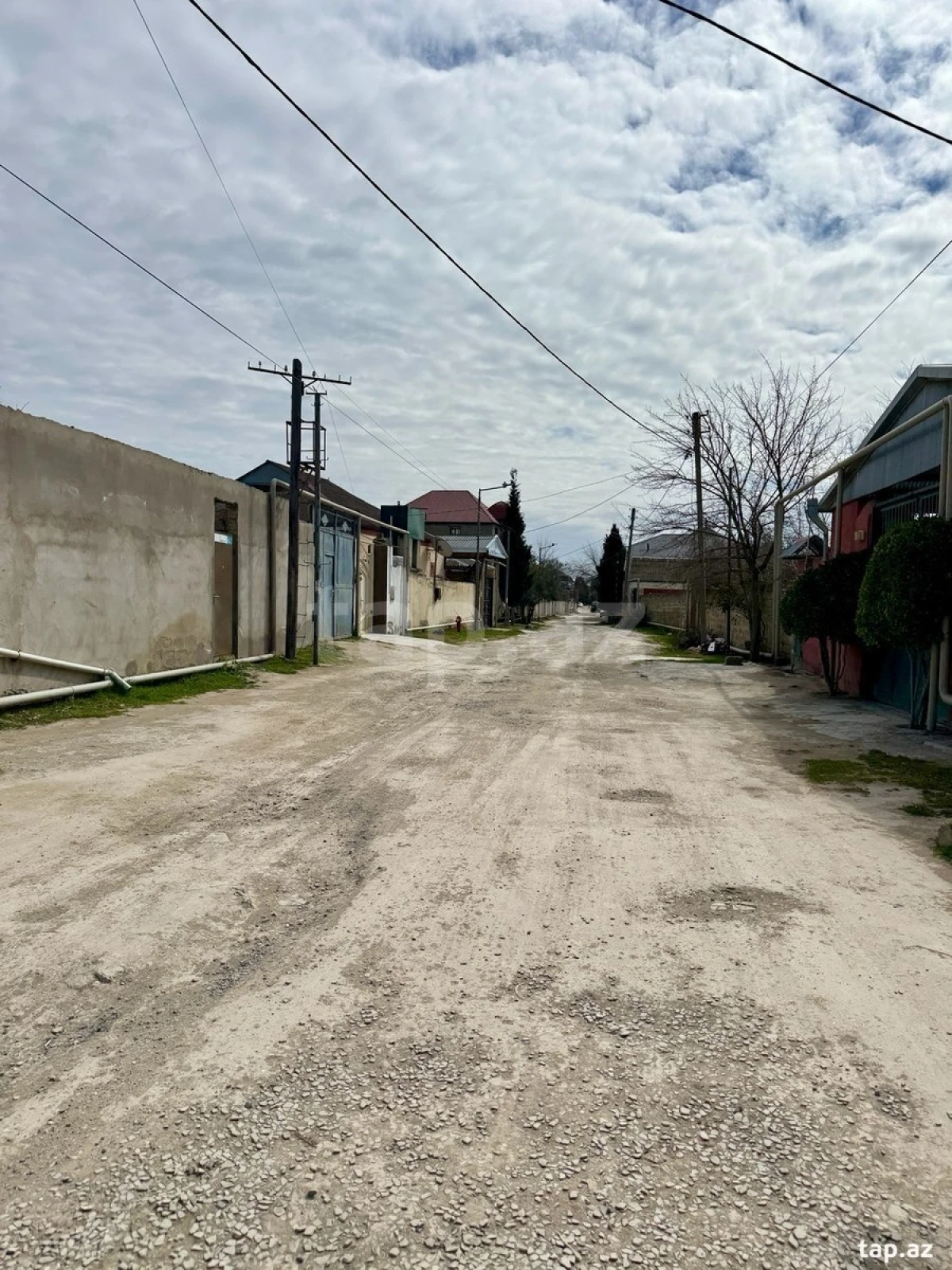 Satılır 3 otaqlı həyət evi 60 m²